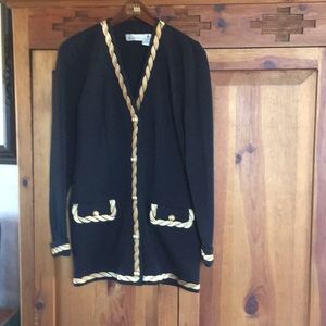 Dana Buchman, fitted wool knit cardigan/jacket, sweater Vintage 80’s. Gold trim